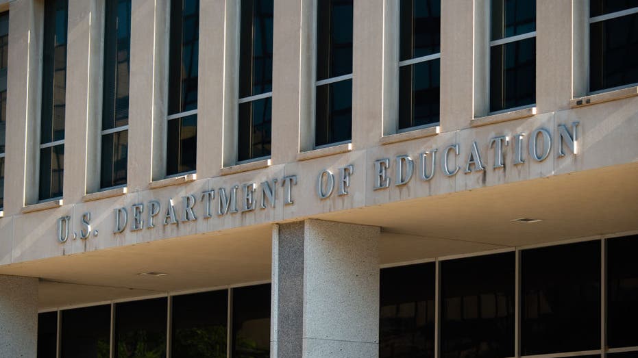 Oklahoma lawmakers on board with abolishing the Department of Education