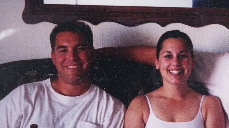 Scott Peterson arrest months after Laci disappeared Christmas Eve may have been strategic: former homicide cop